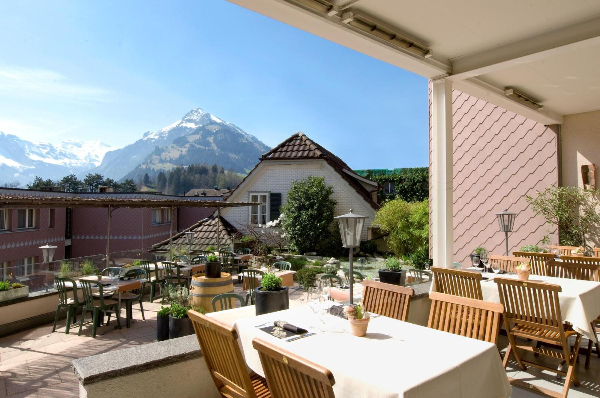 Hotel National Frutigen Exteriör bild